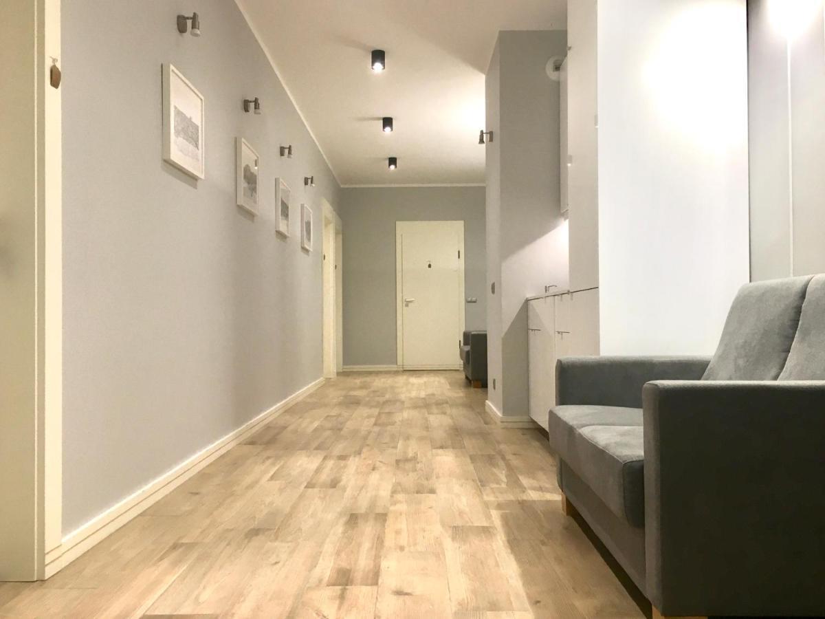 Fractal Guest Rooms - Poznan Centrum Andersia Square & Old Town Ruang foto