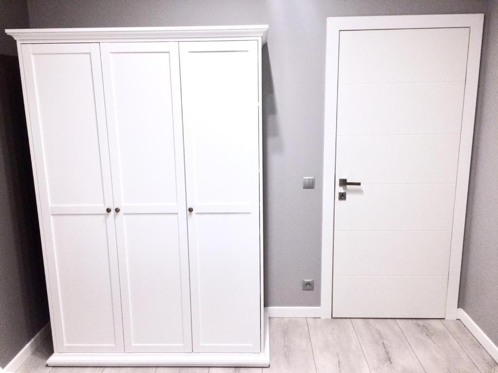 Fractal Guest Rooms - Poznan Centrum Andersia Square & Old Town Bagian luar foto