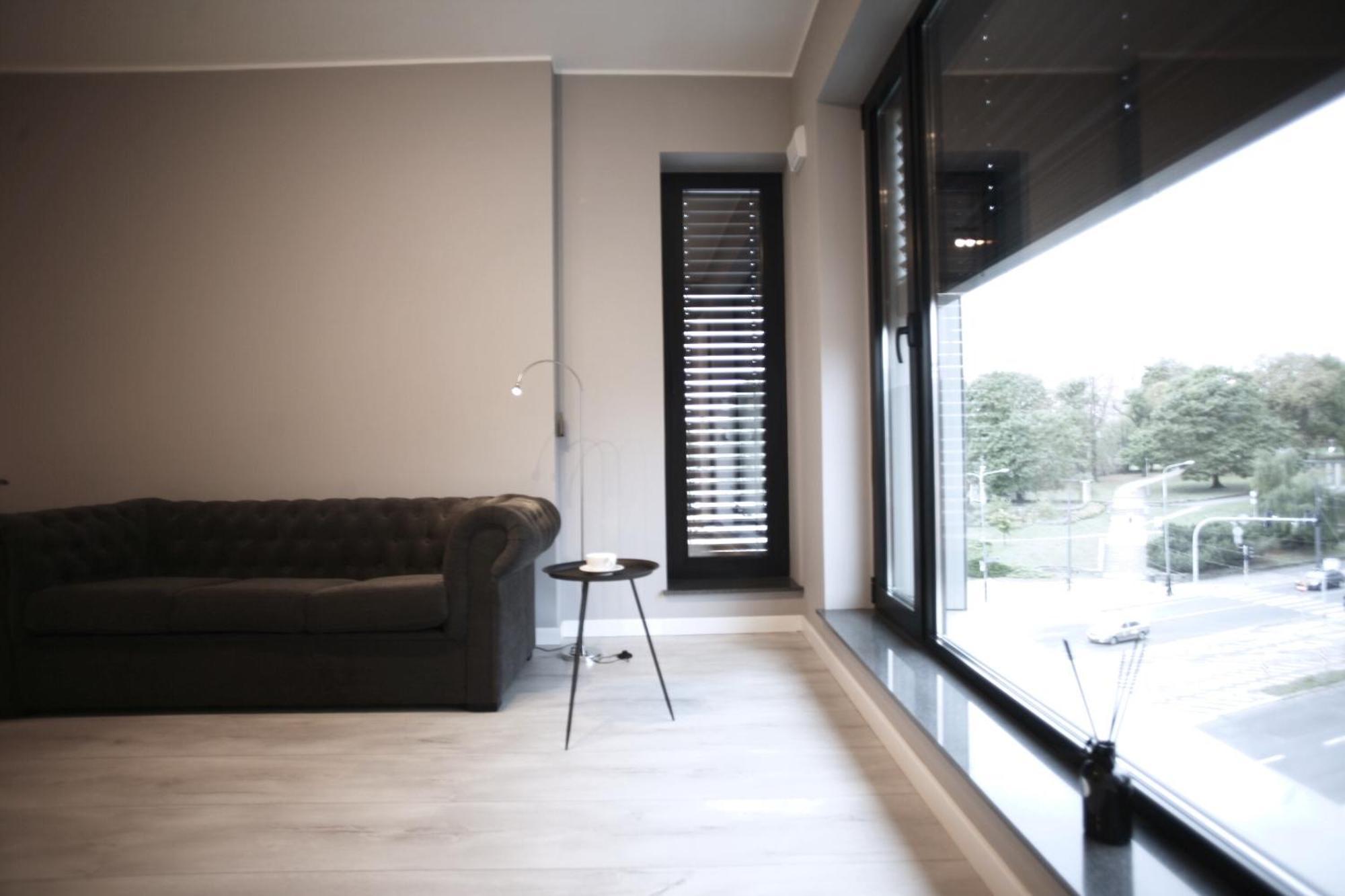 Fractal Guest Rooms - Poznan Centrum Andersia Square & Old Town Bagian luar foto