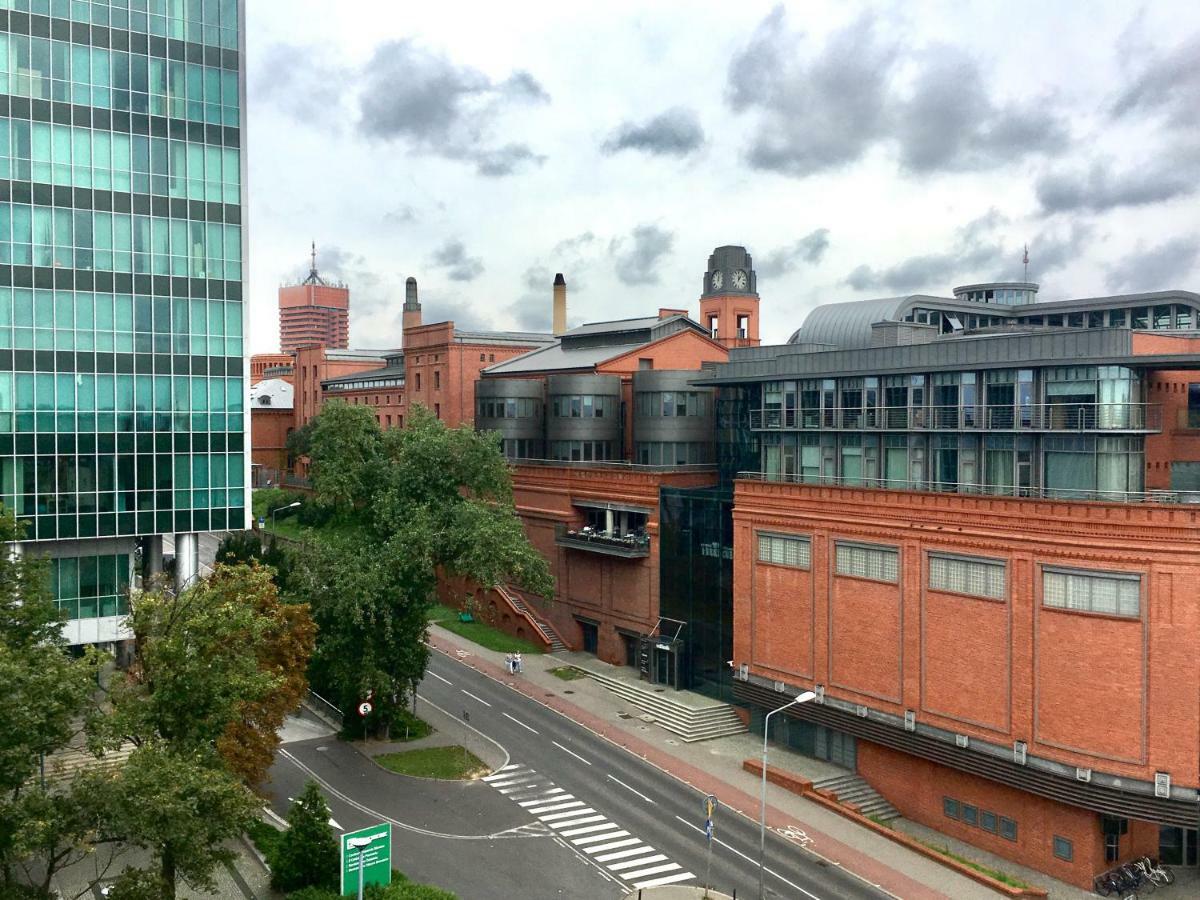 Fractal Guest Rooms - Poznan Centrum Andersia Square & Old Town Bagian luar foto